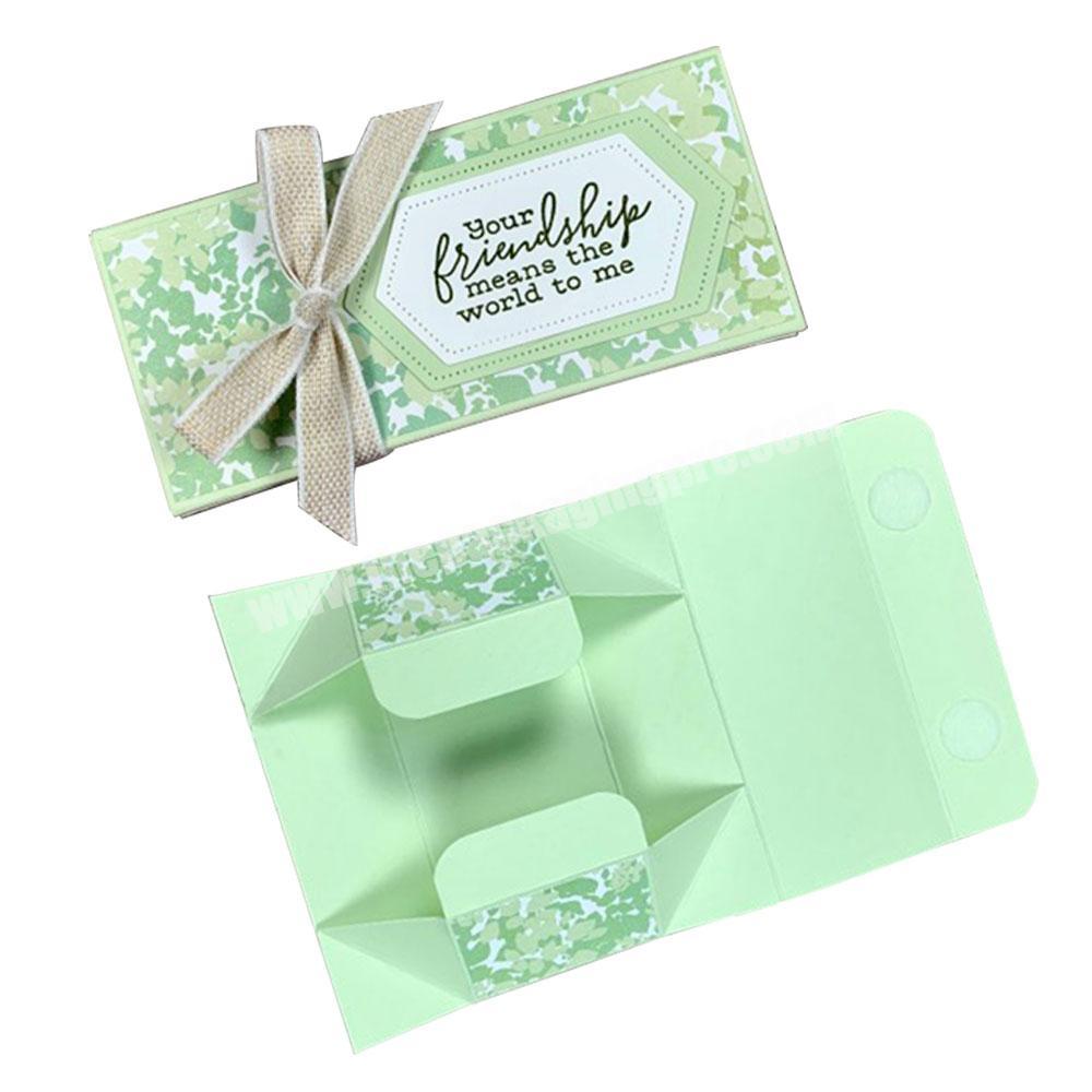 Custom cosmetic gift packaging box face cream perfume magnetic folding packaging box wedding mini gift folding box