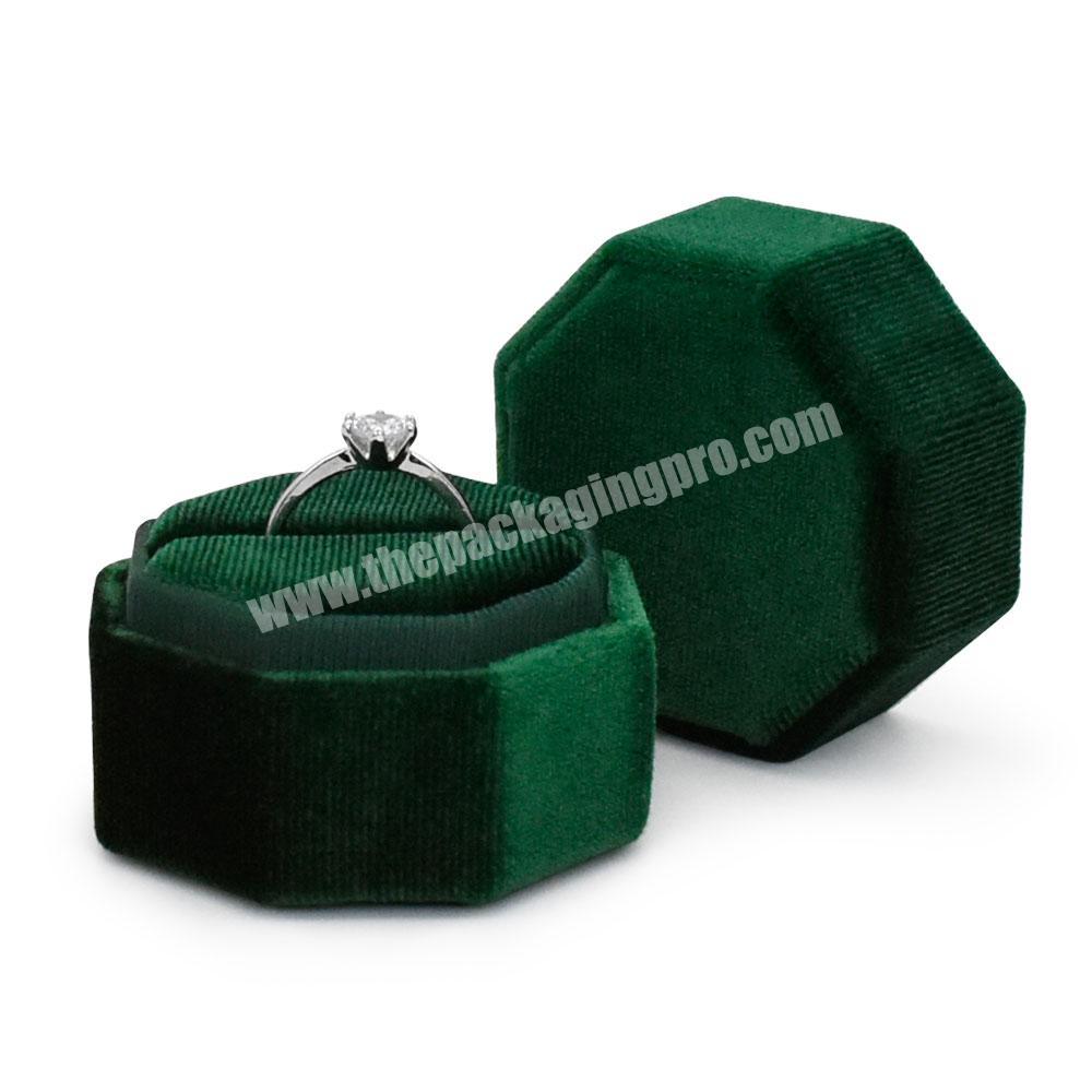 Custom logo jewelry gift cardboard jewelry box valentines green velvet gift box jewelry packaging ladies ring storage gift box