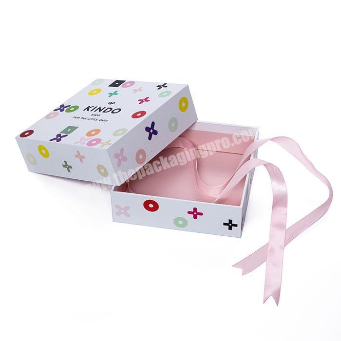 Decorative gift box new born boy baby blanket socks clothing sets boxes packaging for baby shower