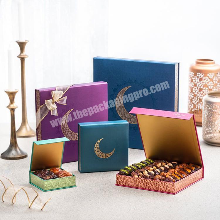 Buy Oriole Gifts Ramadan Chocolate Gift Hamper with Chocolate Dates &  Premium Bites for Family, Friends, Staff Online at Best Prices in India -  JioMart.