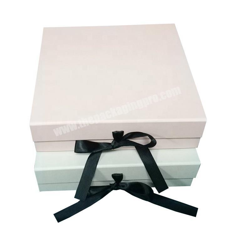 Elegant custom 2mm thickness rigid cardboard collapsible paper packaging white flat gift folding box ribbon closures
