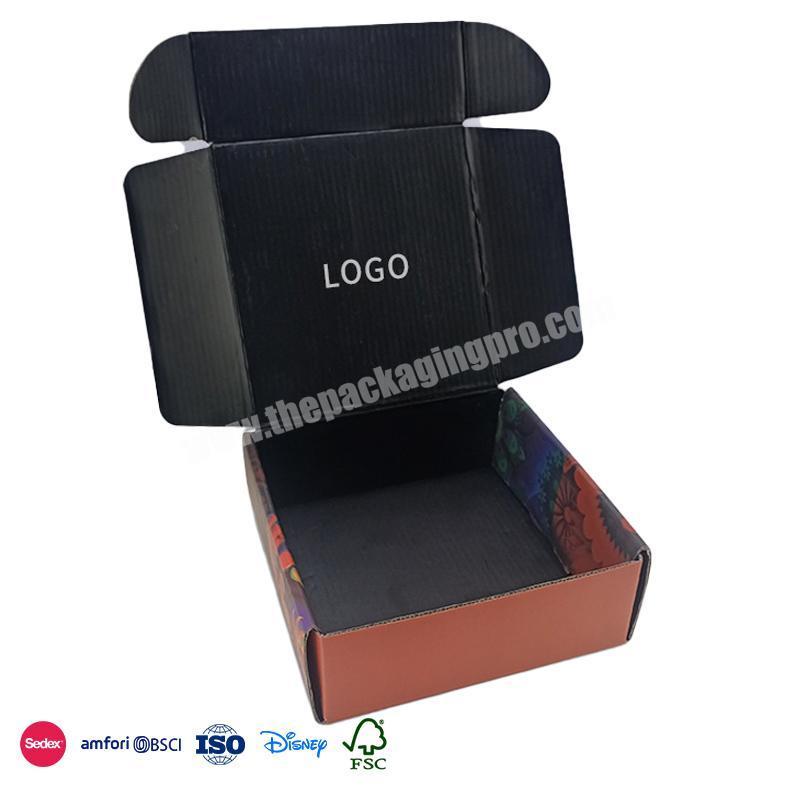 Hot Sale & High Quality Classic pattern design with logo clothes box packaging clothing customized gift box
