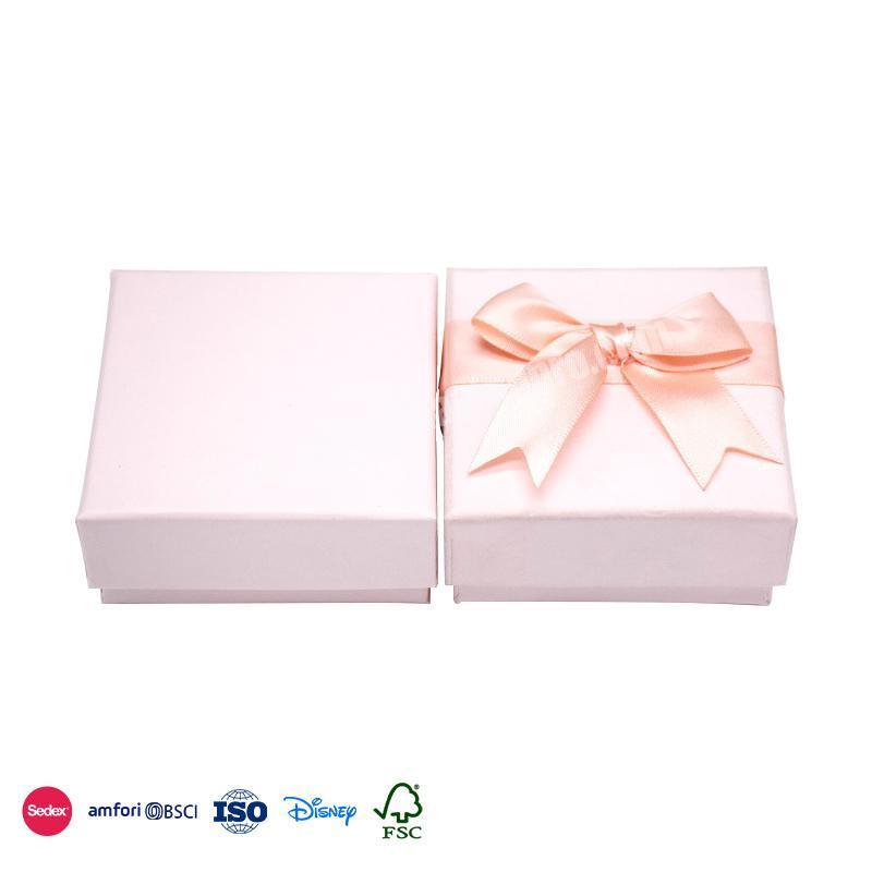 Hot Sale High Quality Pink Square Waterproof Material Ribbon Bow Design small gift boxes for jewelry