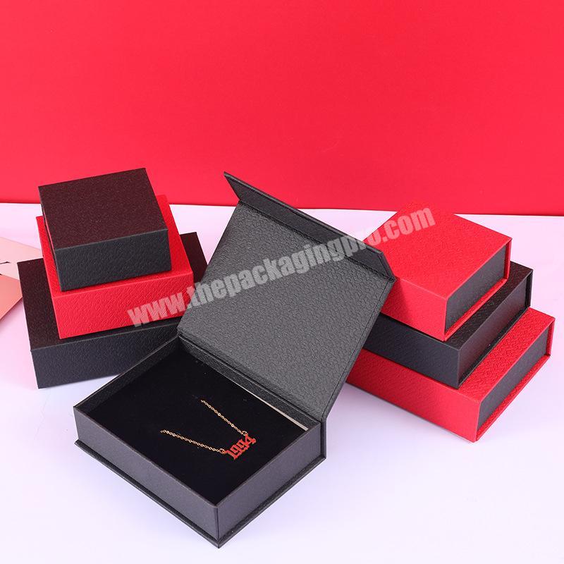 Luxurious jewellery packaging custom black red magnetic closure jewelry boxes with gift bag