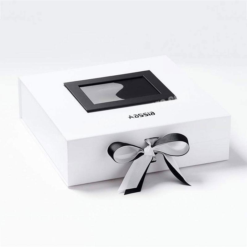 Luxury Display Magnetic Folding Custom Packaging Gift Box With Pvc Window