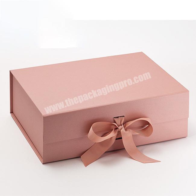 Luxury Soft Touch Smooth Dividers Cardboard Paper Packaging Sweet Chocolate Gift Box