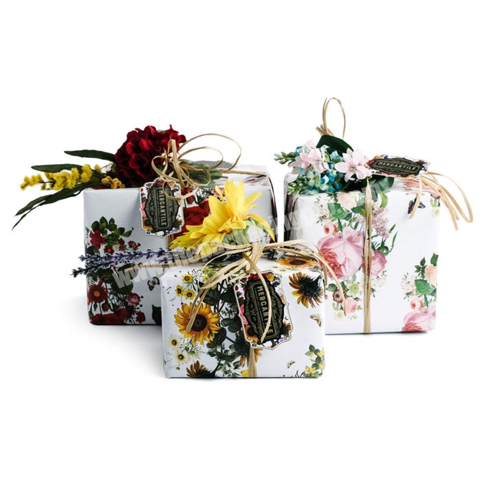 Luxury custom paper gift box set mothers day perfume packaging gift box cosmetics lipstick soap rose sweet gift box