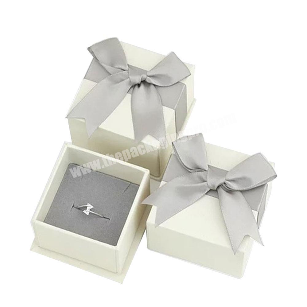 Luxury custom wedding valentine small jewelry gift boxes satin lined gift packaging box bridesmaid jewelry boxes with ribbon