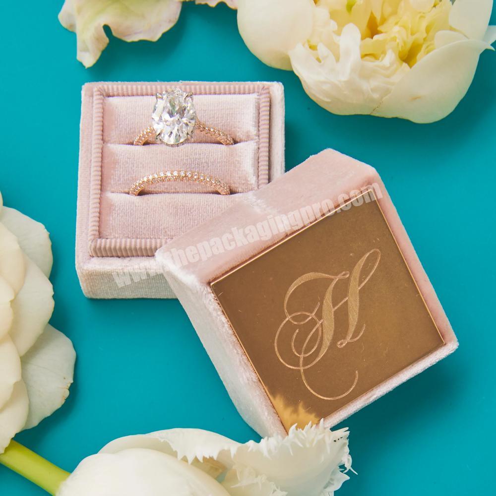 Luxury velvet square engagement wedding jewelry ring box design custom velvet ring boxes jewellery packaging ring jewelry box