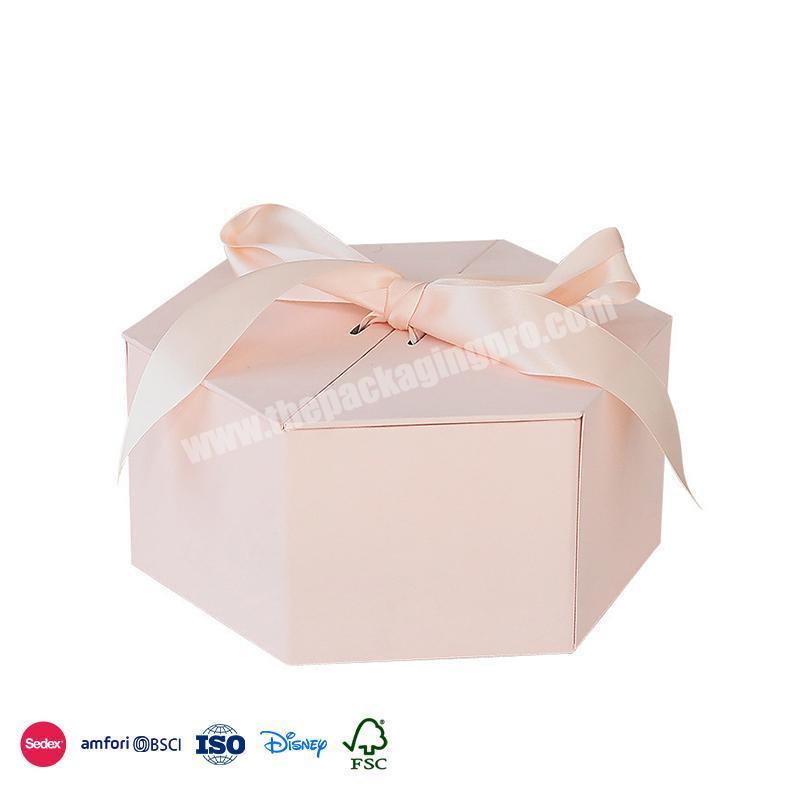 New China Products Hexagonal Gift Box Wooden Material Clean Design With Delicate Ribbon birthday present box