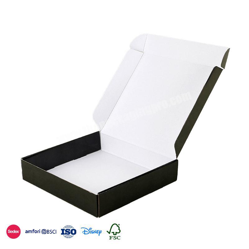 New Design Professional Black love icon dotted with square design box custom logo paper box packaging