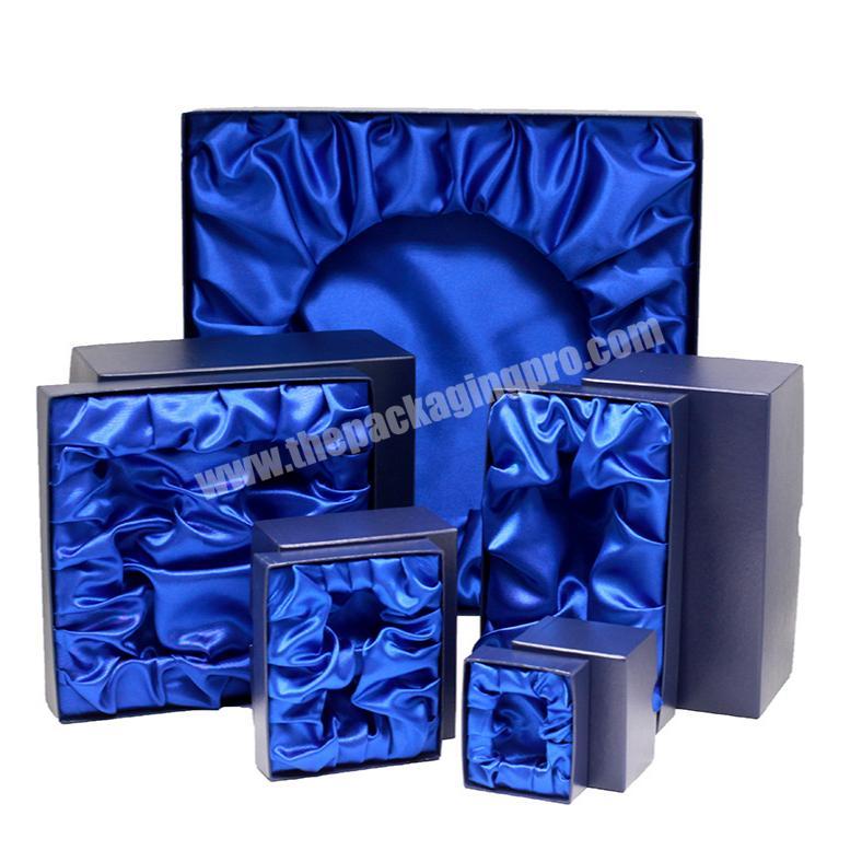 New design paper wholesale square gift packaging boxes satin luxury cardboard custom logo satin lined boxes
