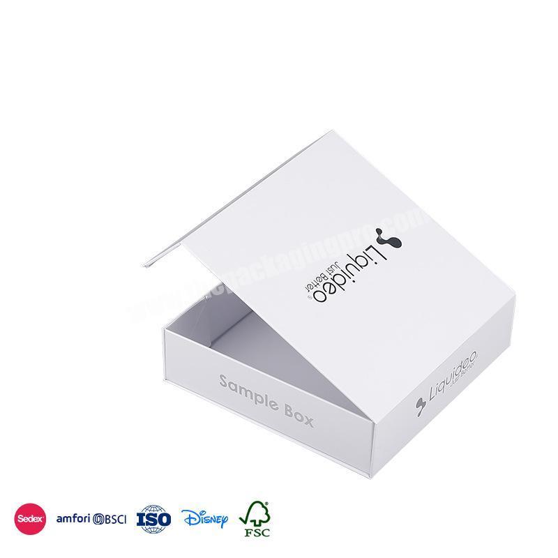 https://www.thepackagingpro.com/media/goods/images/2022/8/Online-Shop-Hot-Selling-High-quality-white-with-black-logo-waterproof-material-book-shape-gift-box-for-shirt-1.jpg