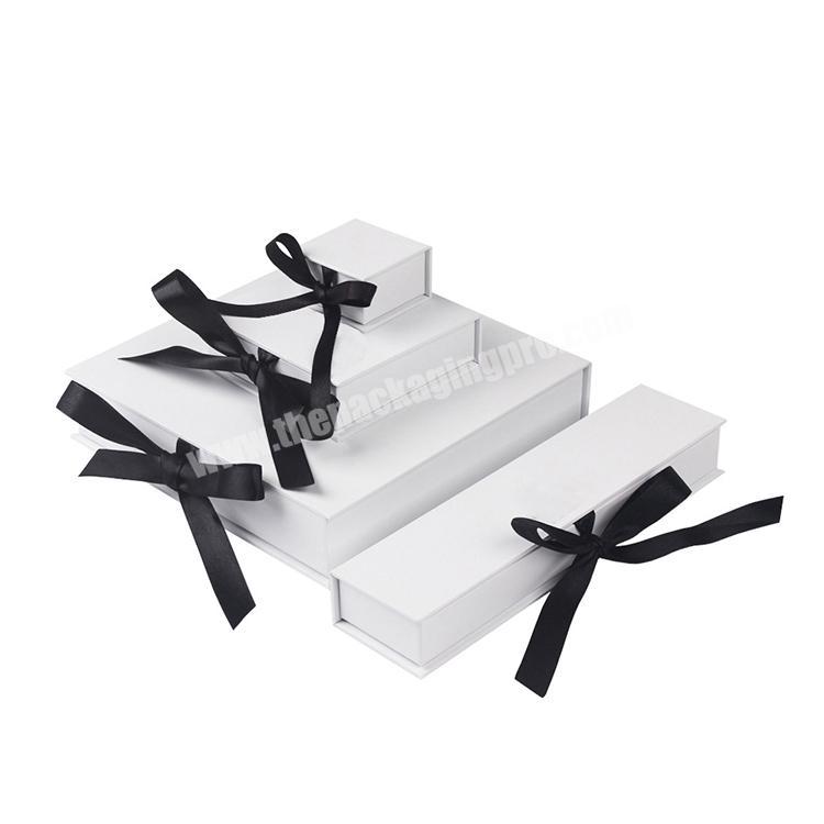 White Gift Box Packaging Custom Magnetic Luxury Empty Gift jewelry  Boxes With Ribbon