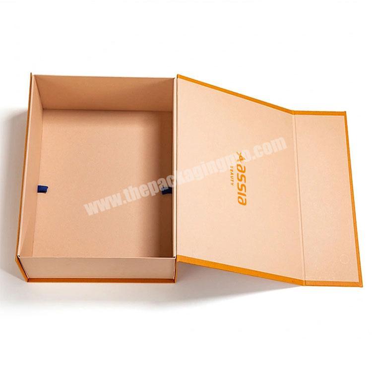 Wholesale High Quality Magnetic Folding Gift Packaging Box Paper Cardboard Foldable Box
