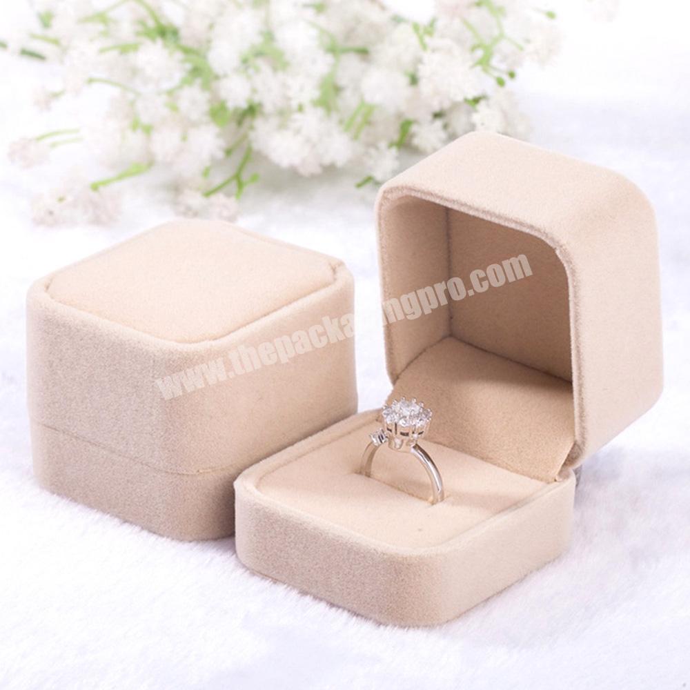 Wholesale Unique Design Large Preserved Flower Bouquet Gift Packaging Cardboard Boxes Velvet Ring Jewelry Gift Box