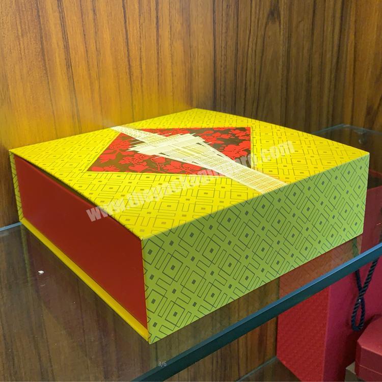 Chinese factory custom luxury cardboard gift paper packing box