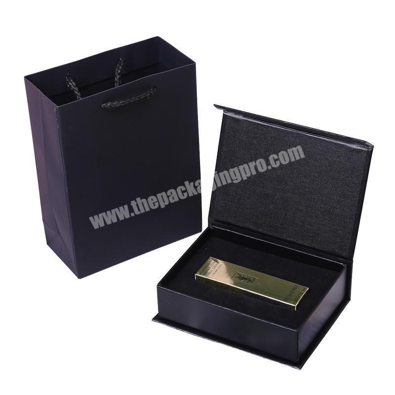 Custom Logo Factory Wholesale Deluxe Black Paper Cardboard Packaging Magnetic Closed Gift Box, Lipsticks, Cosmetics