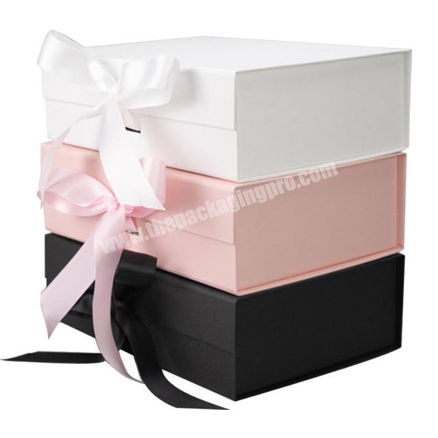 Custom Luxury Big White Rigid Magnet Gift Retail Packaging Box with Magnetic Lid