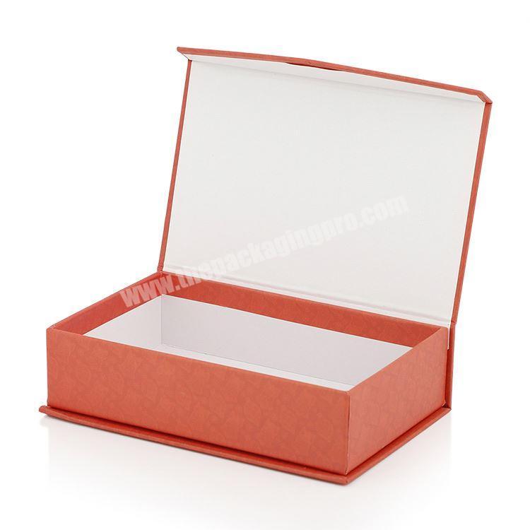 Custom Printed Christmas Cosmetics Gift Set Box Sweet Packaging Magnetic Closure Cardboard Gift Eyelash Box With Lid