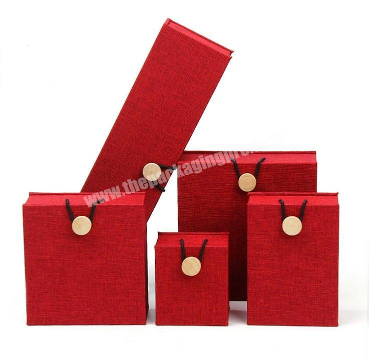 Customized Logo Elegant Red Cardboard Jewellery Gift Box Linen Jewelry Box Paper Packaging for Ring Pendant Bracelet Necklace