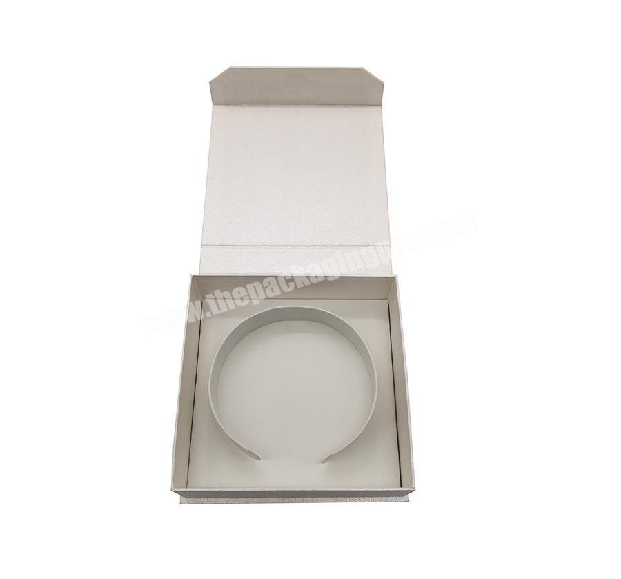 Factory Wholesale White Cardboard Magnetic Jewelry Box Packaging Small Bracelet Jewelry Box Packaging