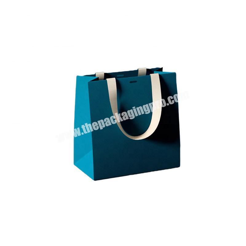 custom Custom Printed Luxury Recylcable Folded Gold Foil Shopping Paper Gift Bags with Your Own Logo 