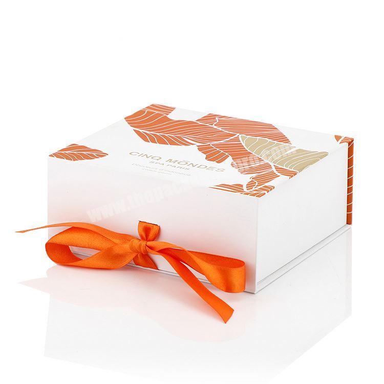 Holiday Present Rigid Paper White A4 Magnetic Ribbon Bow tie Gift paper Box