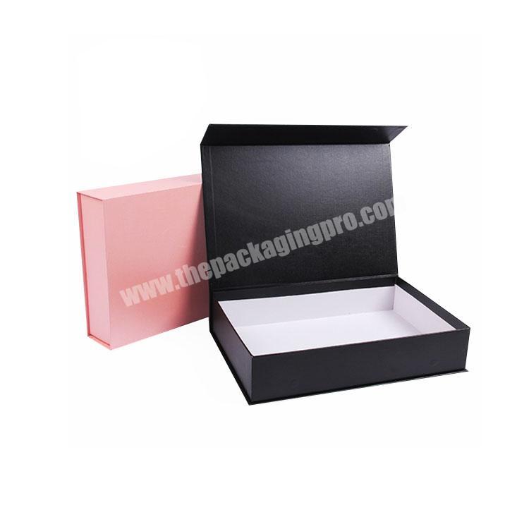 Luxury Custom Logo Rigid Paper Black Magnetic Flap Gift Packaging Box