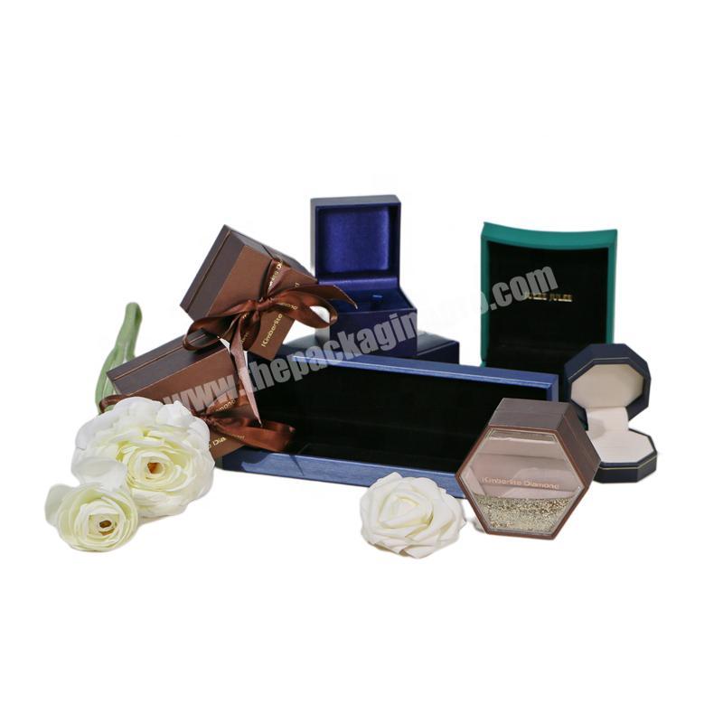 Wholesale Custom Luxury Velvet Jewelry Ring Box Gift Packaging with Logo