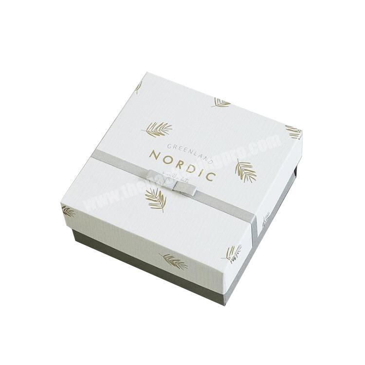 Wholesale Luxury Logo Custom Printed Cardboard White  Gift Boxes