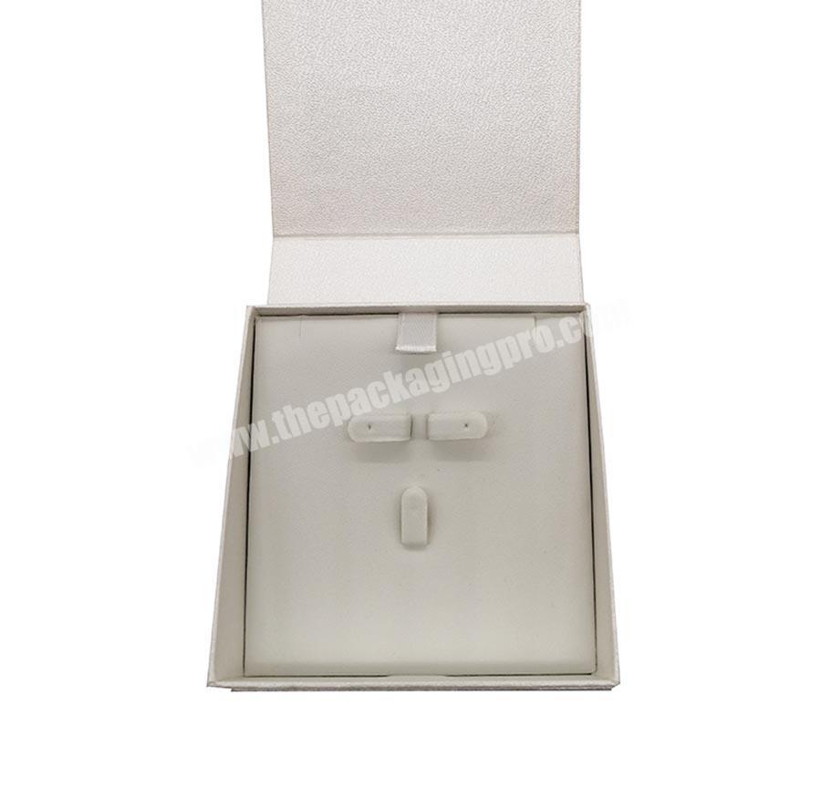 Wholesale Silver Fancy Paper Durable Chain Necklace Box With Custom Logo