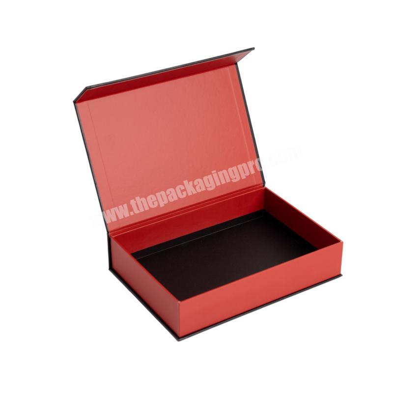 Black color gold hot foil logo recycling flip open paper lash magnetic box luxury cosmetic packaging