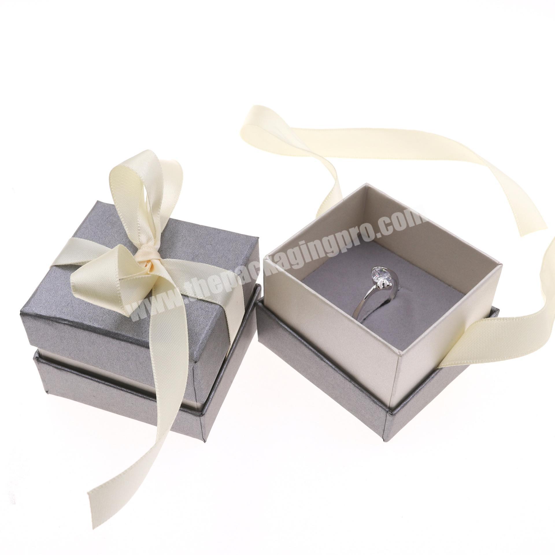 Custom jewelry necklace ring gift set packaging boxes luxury velvet jewelry boxes