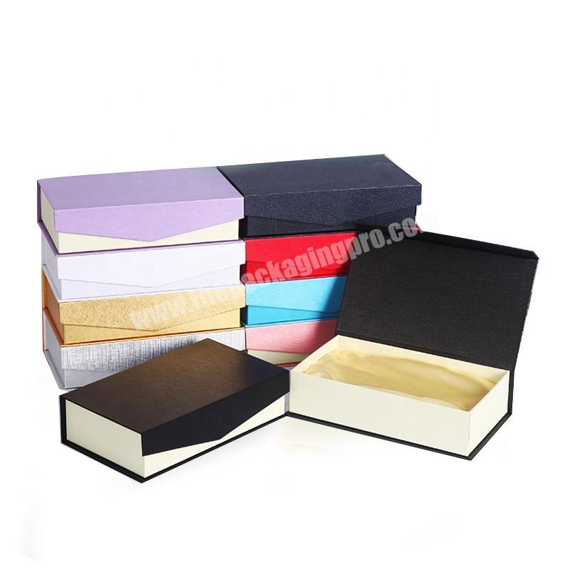 KinSun Free Sample Cardboard Gift Box High Quality Magnetic Gift Box Wholesale Luxury Clothing Gift Packaging Box