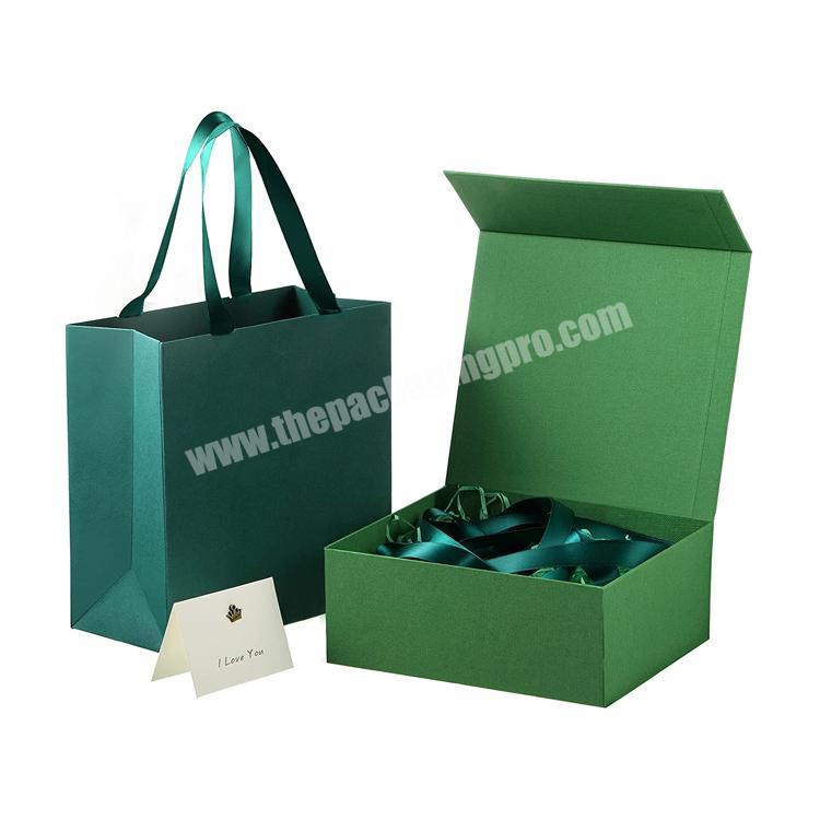 Valentines Day Present Box with Present Bag Card Ribbon Paper Filler For Gift Packing Dark Green