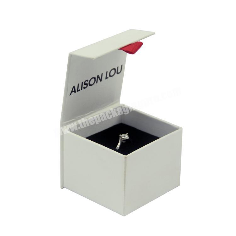 Wedding ring gift box custom logo particular shape with magnet