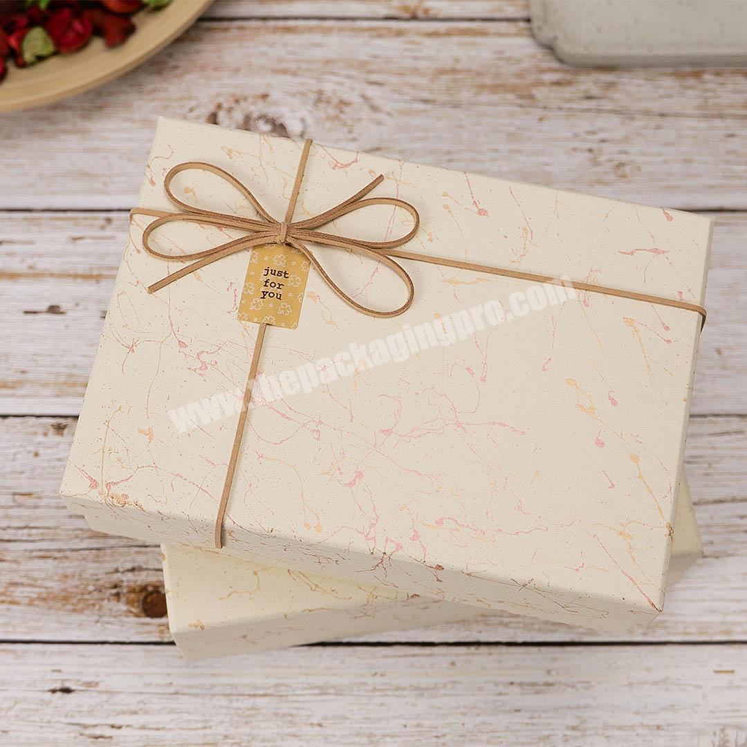 Wholesale Custom Logo  Luxury Base And Top Style Cardboard Paper Gift  Packaging Box With Shredded Paper For Gift
