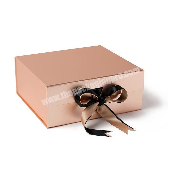 Wholesale Foldable Gift Box Luxury Packaging Christmas Gift Box With Ribbon