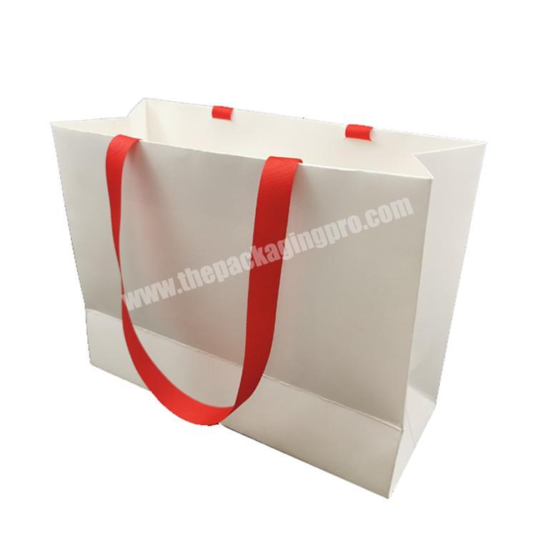 Minigrip® Red Line™ 2 x 3 Recyclable Bags with Write-on White