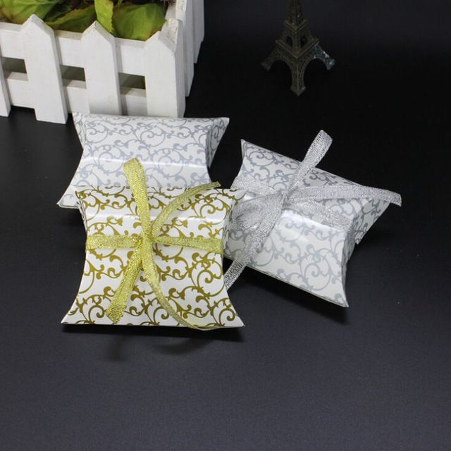9*6.5*2.4cm Gold/sliver printed Small paper pillow box wedding favor gift box decorative wedding candy packaging pillow gift box