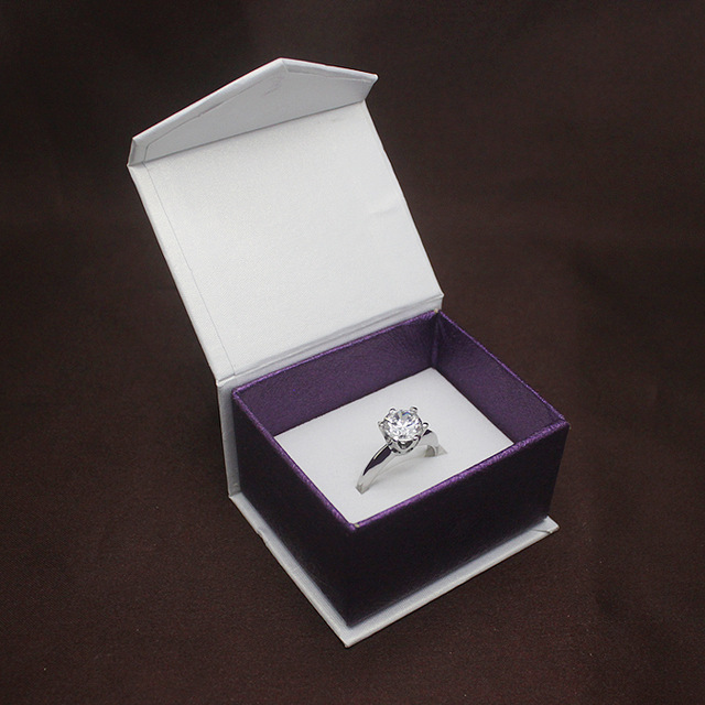 Free shipping Box For Jewelry wholesale 100pcs /lot White Ring Display Boxes Earring Packaging Box Gift Jewelry Box