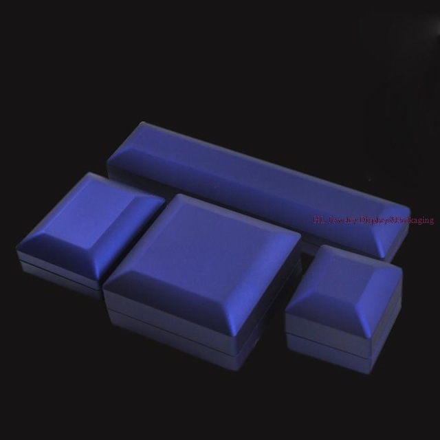 Wholesale High Jewelry Boxes Painted Led Light Box Gift Spotlight Jewelry Packaging Boxes Earring Ring Necklace Storage Case