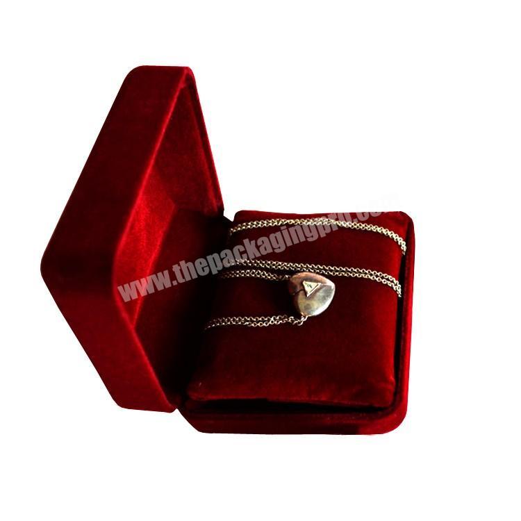 Alibaba Factory Red Velvet Necklace Jewelry Packaging Gift Box With A Pillow