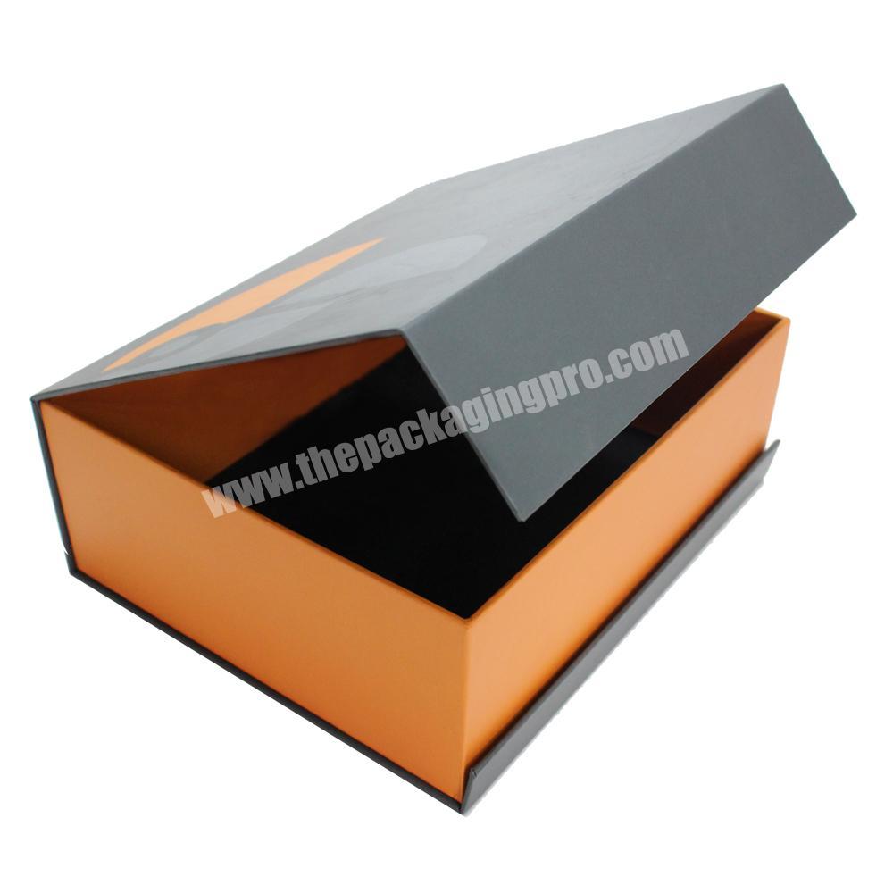Art Paper custom packaging clamshell book shape gift box with magnet