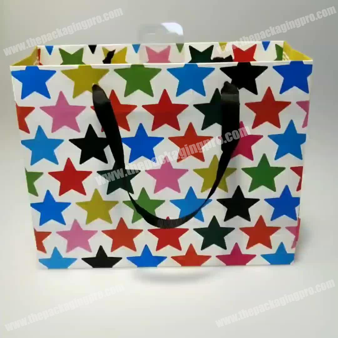 Attractive and Durable Free Sample Colorful Luxury Gift Bags Colorful Star Pattern Gift Shopping Bag