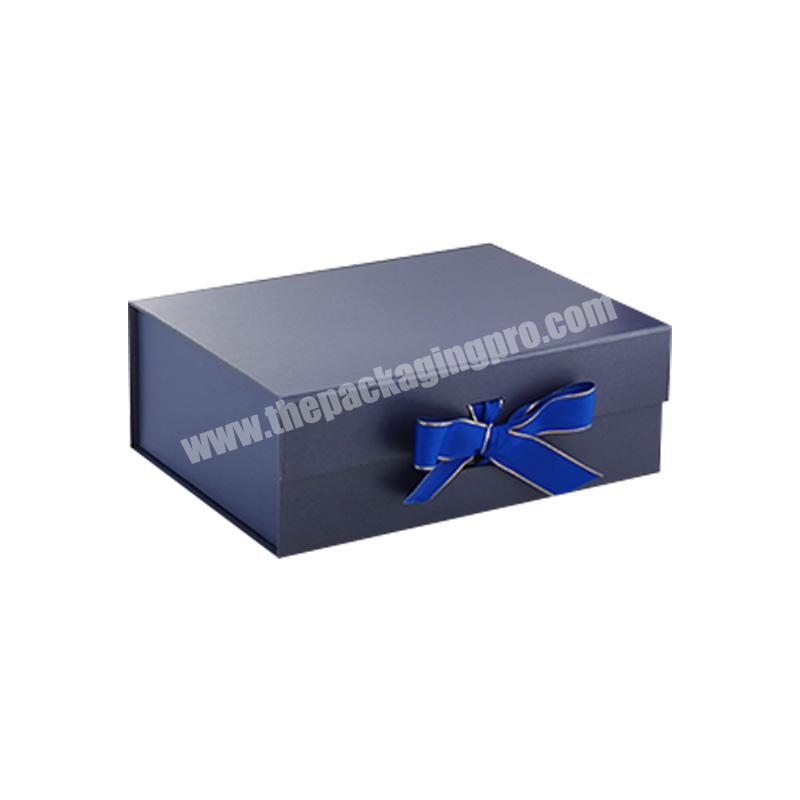 Bespoke folding flat design skin care cosmetics product packaging retail gift box