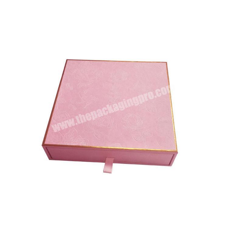 Big Size Pink Deboss Logo Drawer Packing Box with Handle
