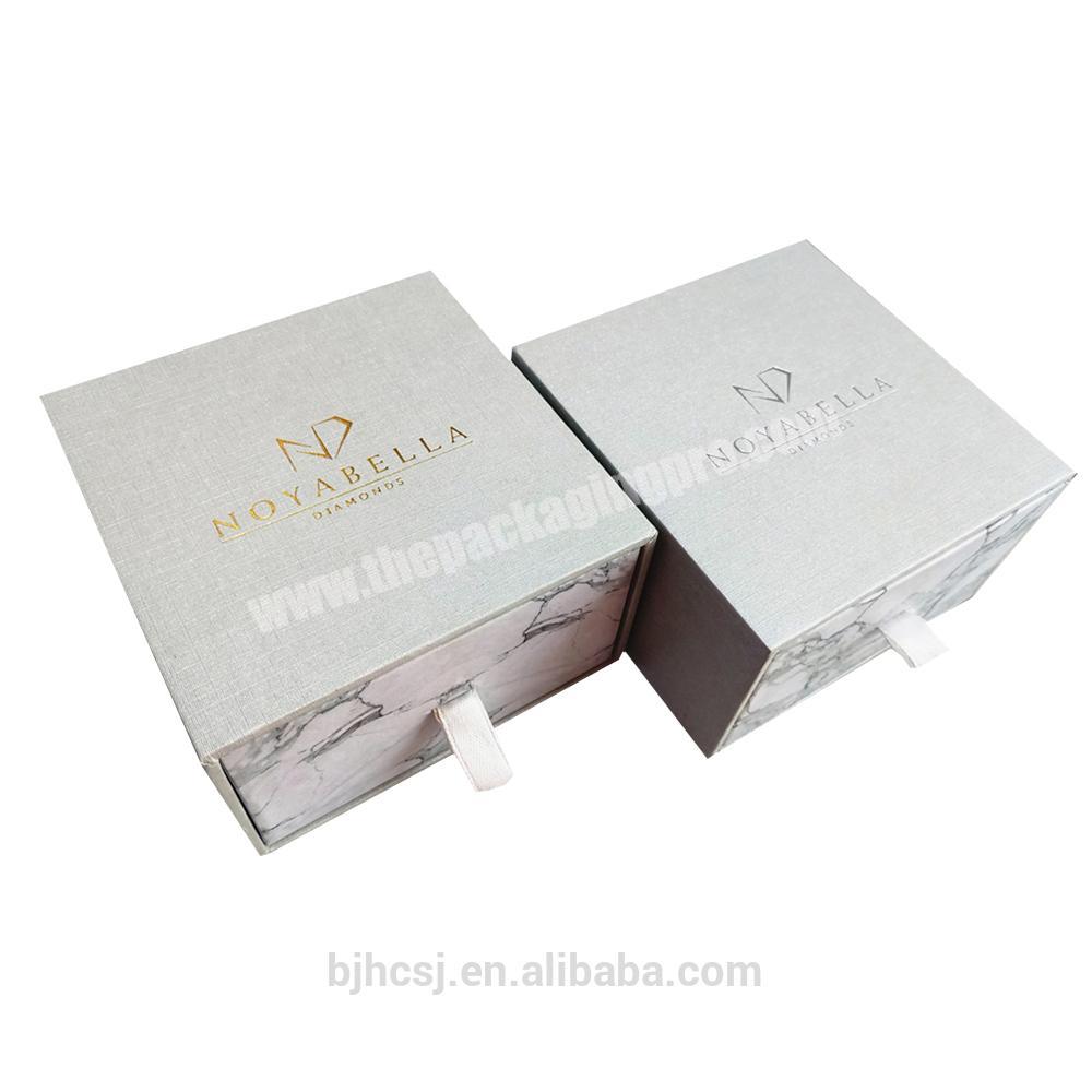Boutique paper jewelry box packaging
