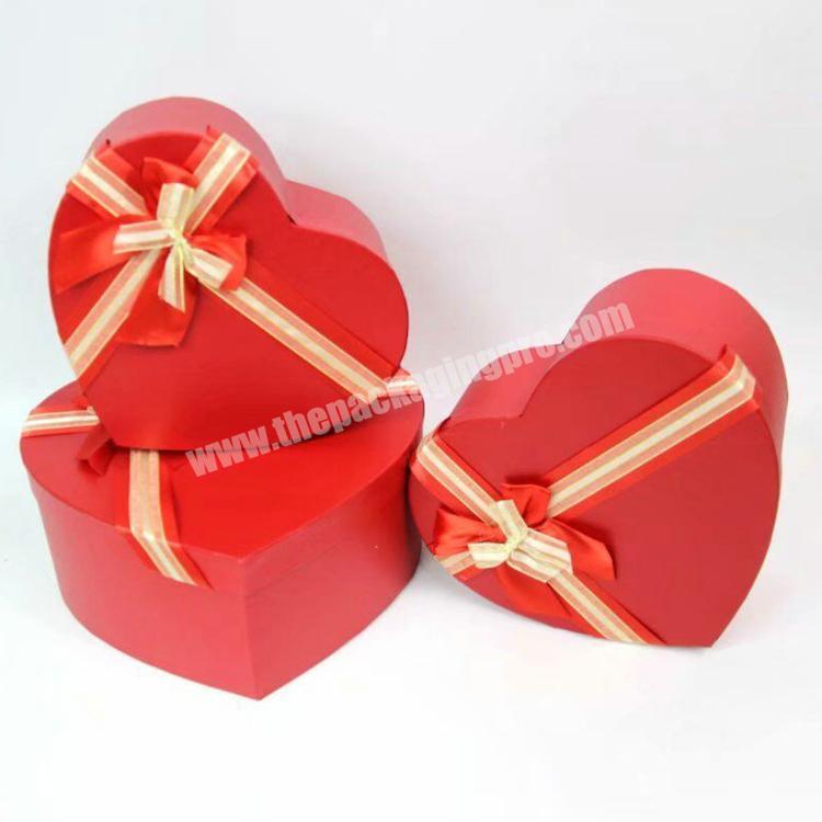 Cheap Heart Shaped Cardboard Gift Box Luxury Small Color Paper Box Pure Color Gift Box With Ribbon